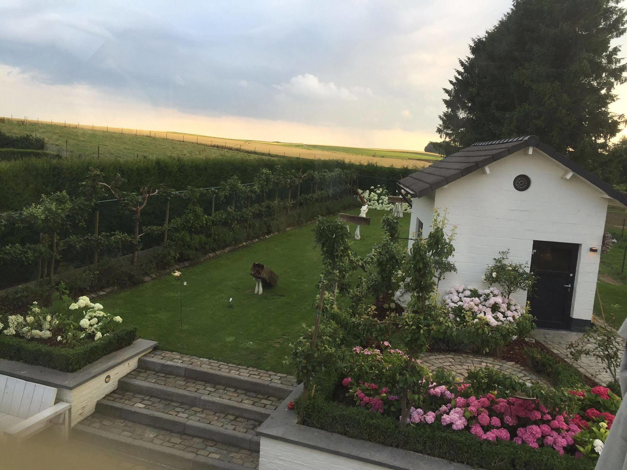 B&B Montenakerhof Riemst Esterno foto